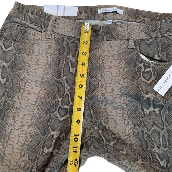 French Connection Python Chic Beige Crease Lightening Skinny Pants Size … - Picture 6 of 17